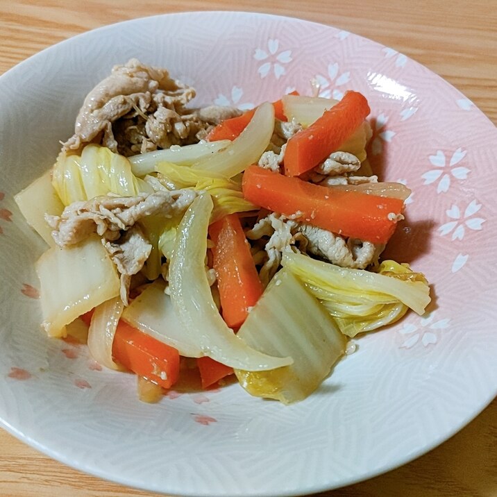 野菜たっぷり☆豚肉と白菜人参玉ねぎの塩麹炒め